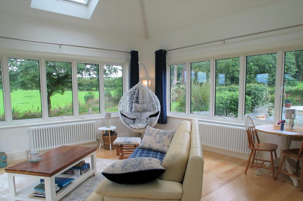 Bed and Breakfast Horsna Parc Retreat à Saint Tudy Extérieur photo